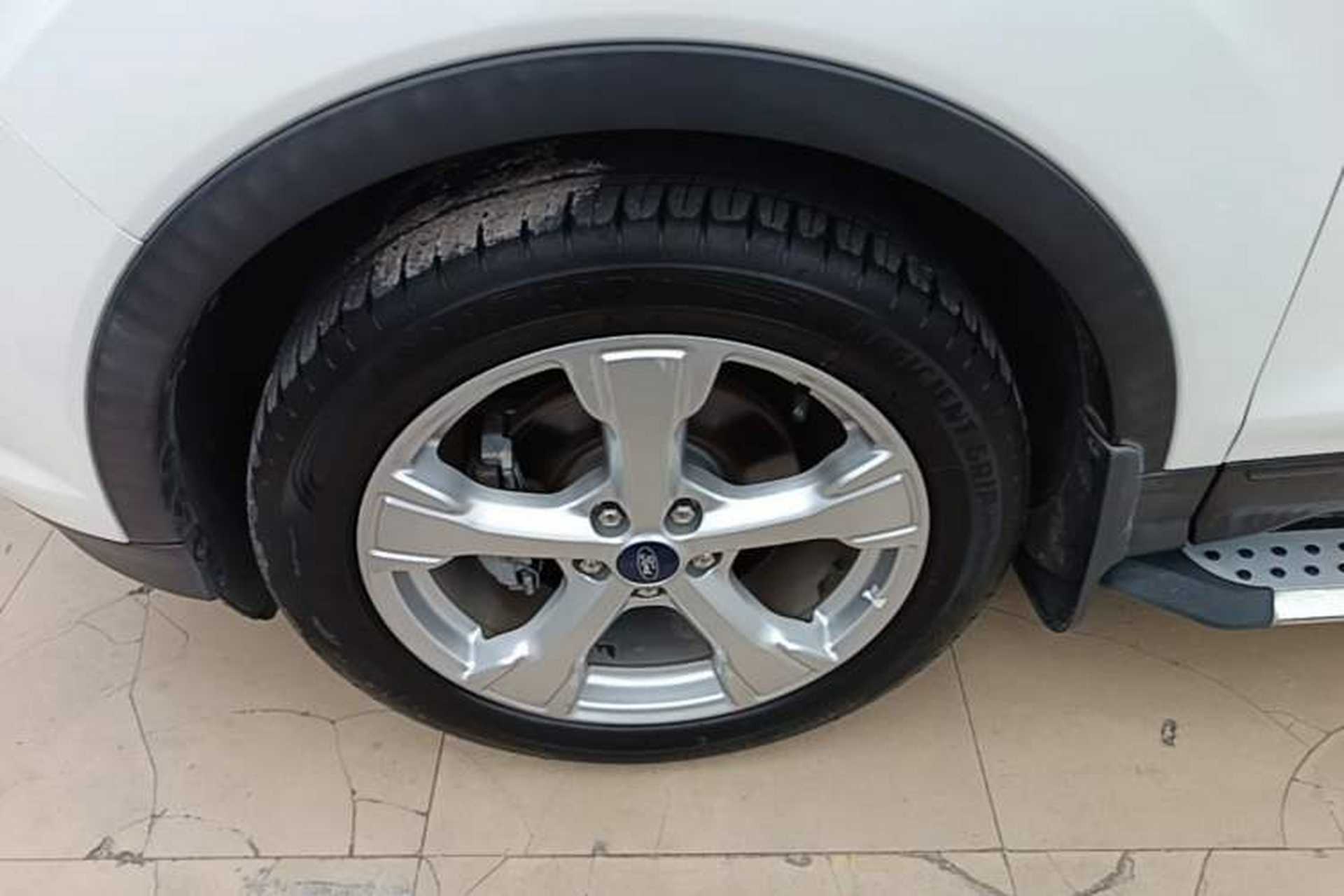 Used Ford Kuga 2018 EcoBoost 180 Two-Wheel-Drive Elite Trim Left Front Wheel Hub