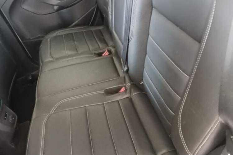 Used Ford Kuga 2018 EcoBoost 180 Two-Wheel-Drive Platinum Edition Left Rear Seat