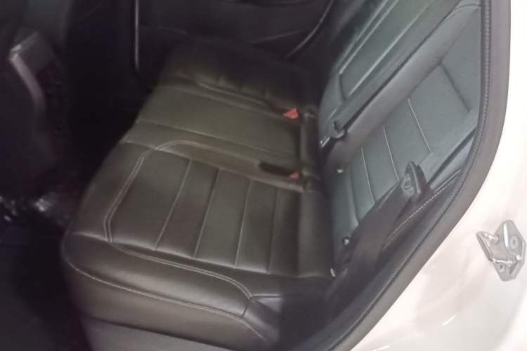 Used Ford Kuga 2018 EcoBoost 180 Two-Wheel-Drive Platinum Edition Left Rear Seat