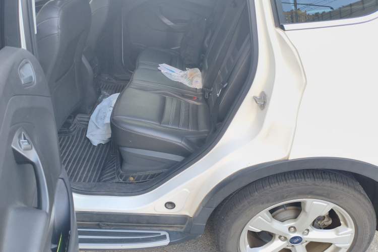 Used Ford Kuga 2018 EcoBoost 180 Two-Wheel-Drive Luxury Wing Edition Left Rear Seat
