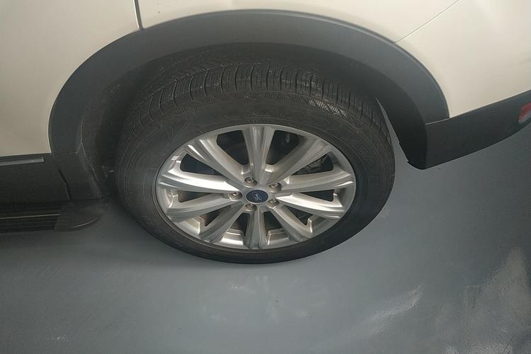 Used Ford Kuga 2018 EcoBoost 180 Four-Wheel Drive Luxury Wing Model Left Rear Wheel Hub