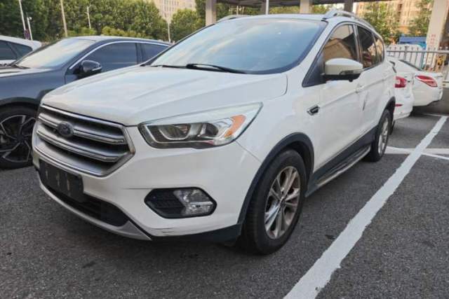 Used Ford Kuga 2018 Facelifted EcoBoost 180 Two-Wheel-Drive Platinum Wing Edition