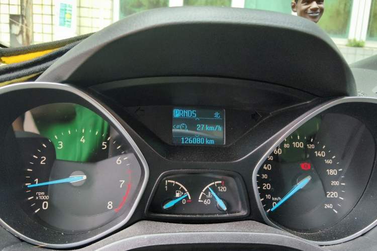 Used Ford Kuga 2018 EcoBoost 180 Two-Wheel-Drive Platinum Edition Odometer Close Up