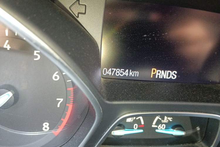 Used Ford Kuga 2018 EcoBoost 245 Four-Wheel Drive Luxury Wing Model Odometer Close Up