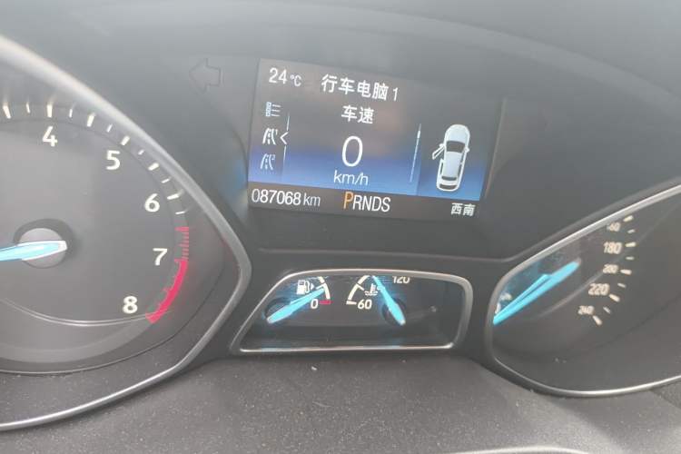 Used Ford Kuga 2018 Facelifted EcoBoost 180 Two-Wheel Drive Luxury Wing Edition Odometer Close Up