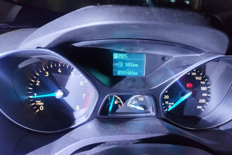 Used Ford Kuga 2018 EcoBoost 180 Two-Wheel-Drive Elite Trim Odometer Close Up
