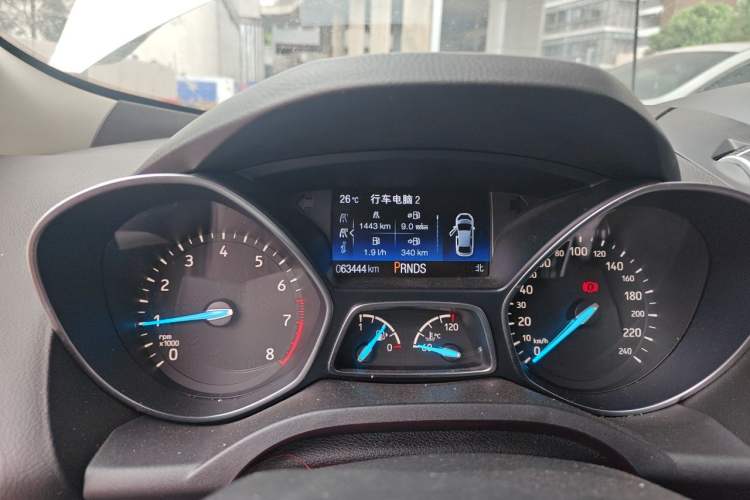 Used Ford Kuga 2018 Facelifted EcoBoost 180 Two-Wheel Drive Luxury Wing Edition Odometer Close Up