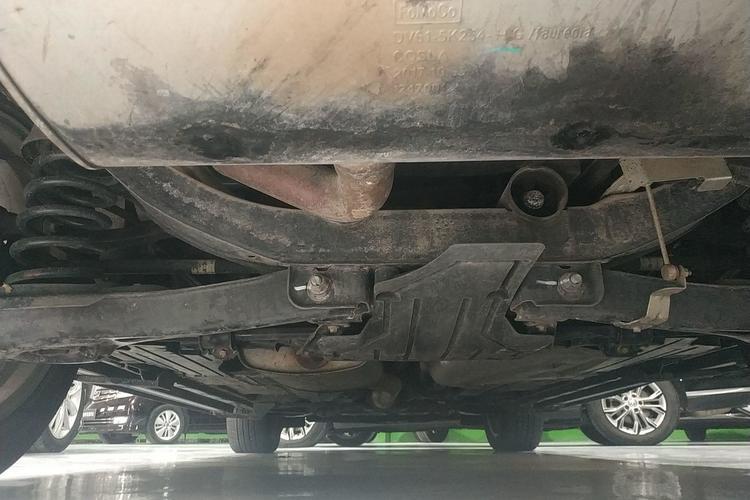 Used Ford Kuga 2018 EcoBoost 180 Four-Wheel Drive Luxury Wing Model Rear Bumper Underside