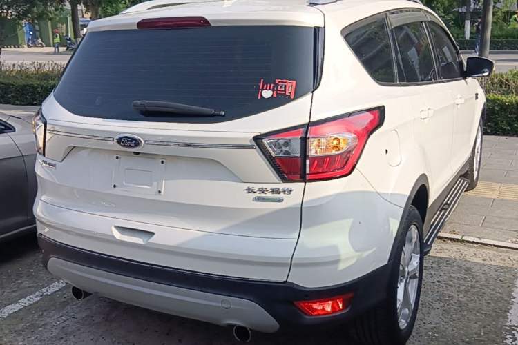 Used Ford Kuga 2018 EcoBoost 180 Two-Wheel-Drive Platinum Edition Rear Right 45 Deg