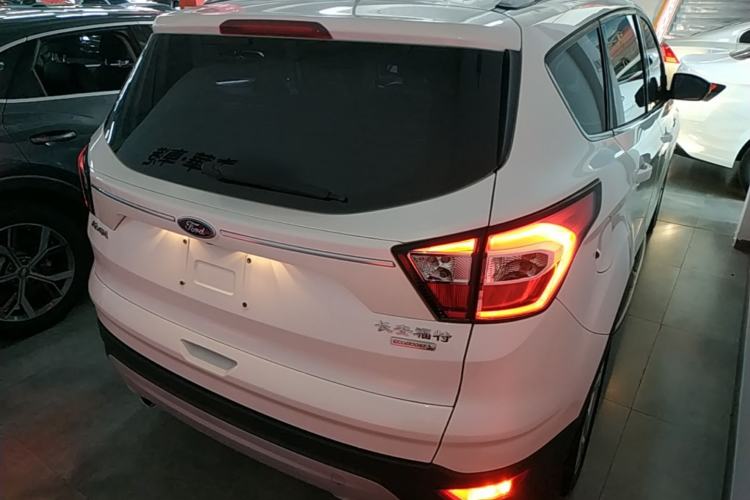 Used Ford Kuga 2018 EcoBoost 180 Two-Wheel-Drive Platinum Edition Rear Right 45 Deg