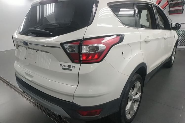 Used Ford Kuga 2018 EcoBoost 180 Two-Wheel-Drive Platinum Edition Rear Right 45 Deg