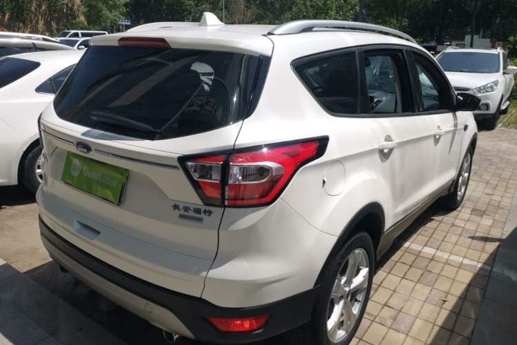 Used Ford Kuga 2018 Facelifted EcoBoost 180 Two-Wheel Drive Luxury Wing Edition Rear Right 45 Deg