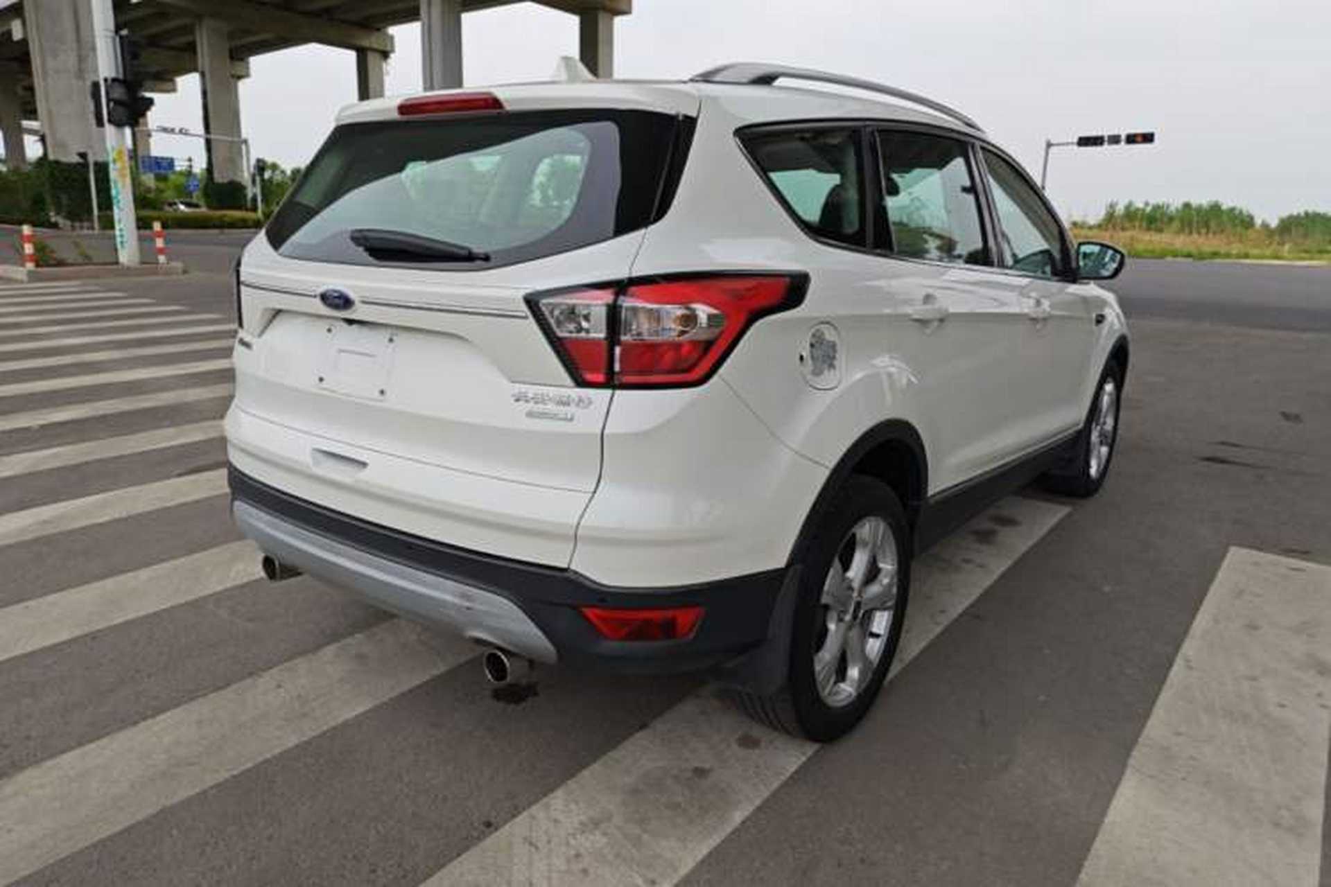 Used Ford Kuga 2018 Facelifted EcoBoost 180 Two-Wheel Drive Luxury Wing Edition Rear Right 45 Deg
