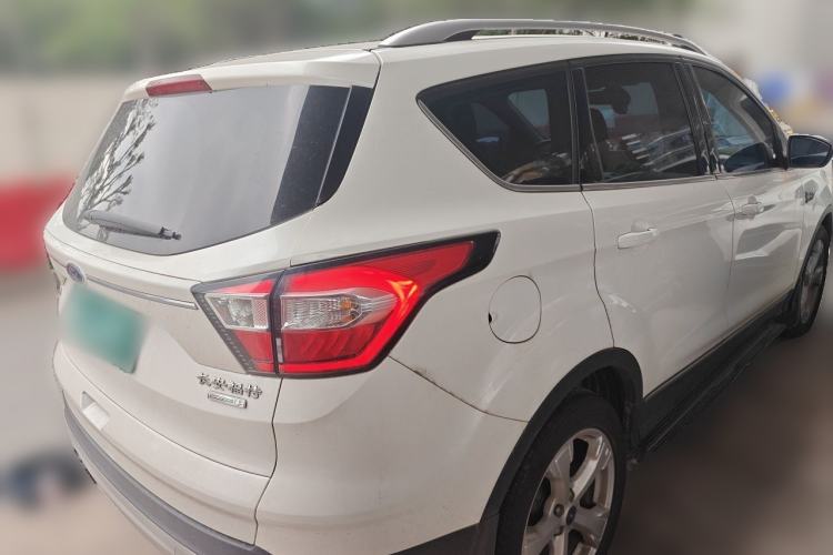 Used Ford Kuga 2018 Facelifted EcoBoost 180 Two-Wheel Drive Luxury Wing Edition Rear Right 45 Deg