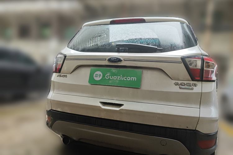 Used Ford Kuga 2018 EcoBoost 180 Two-Wheel-Drive Platinum Edition Rear