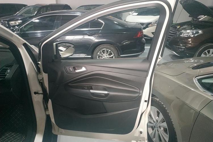 Used Ford Kuga 2018 EcoBoost 180 Four-Wheel Drive Luxury Wing Model Right Front Door Interior