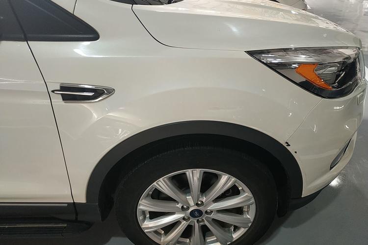 Used Ford Kuga 2018 EcoBoost 180 Four-Wheel Drive Luxury Wing Model Right Front Fender