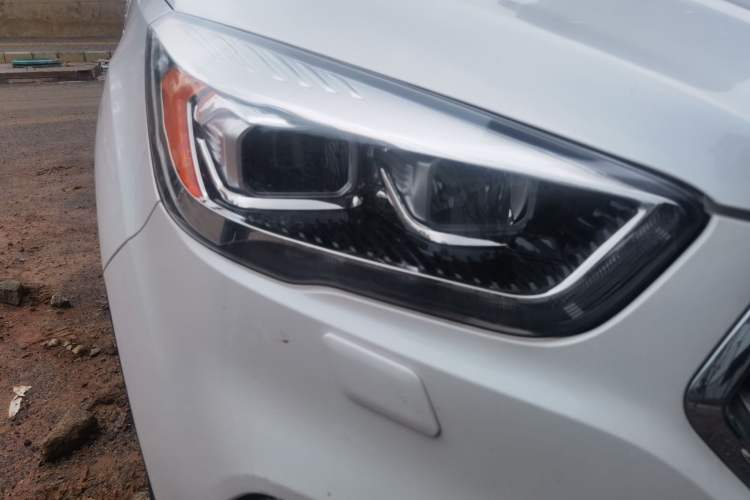 Used Ford Kuga 2018 EcoBoost 245 Four-Wheel Drive Luxury Wing Model Right Front Headlight