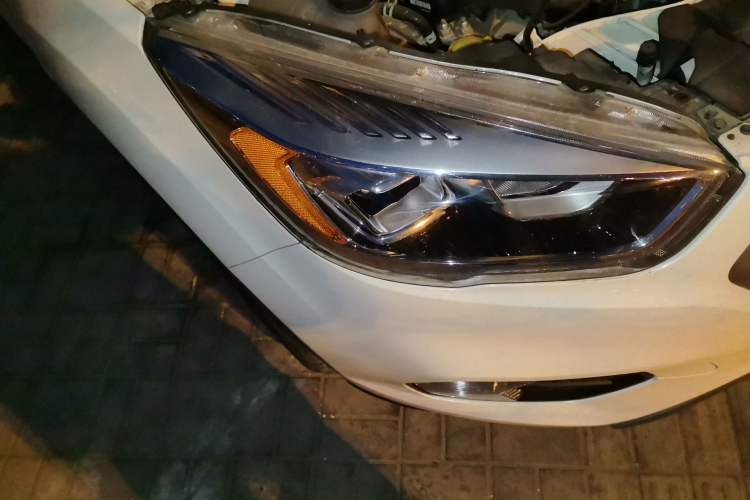 Used Ford Kuga 2018 EcoBoost 180 Two-Wheel-Drive Cognac Special Edition Right Front Headlight