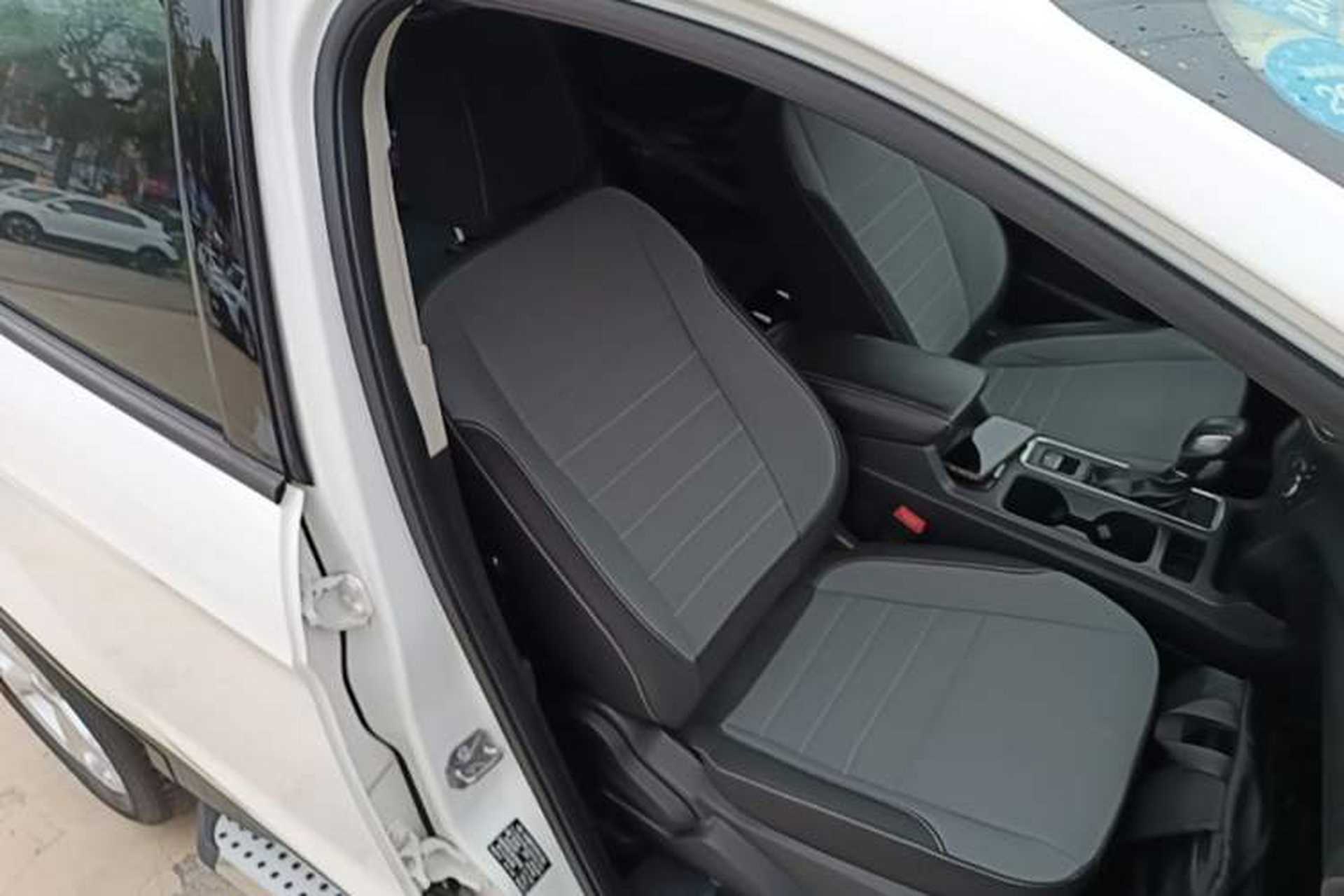 Used Ford Kuga 2018 EcoBoost 180 Two-Wheel-Drive Elite Trim Right Front Seat