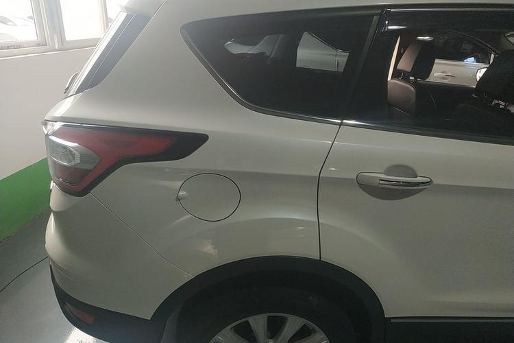 Used Ford Kuga 2018 EcoBoost 180 Four-Wheel Drive Luxury Wing Model Right Rear Fender