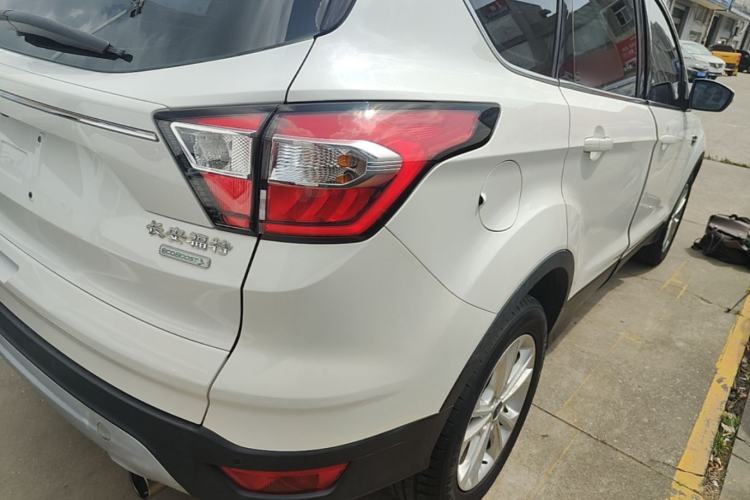 Used Ford Kuga 2018 Facelifted EcoBoost 180 Two-Wheel-Drive Platinum Wing Edition Right Rear Taillight