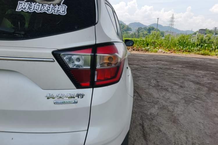Used Ford Kuga 2018 EcoBoost 180 Two-Wheel-Drive Luxury Wing Edition Right Rear Taillight