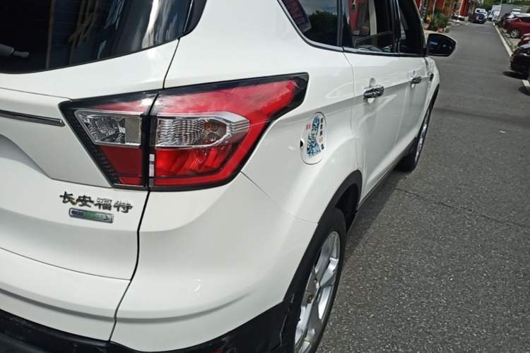 Used Ford Kuga 2018 Facelifted EcoBoost 180 Two-Wheel Drive Luxury Wing Edition Right Rear Taillight