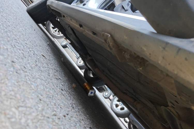Used Ford Kuga 2018 Facelifted EcoBoost 180 Two-Wheel-Drive Platinum Wing Edition Right Side Sill