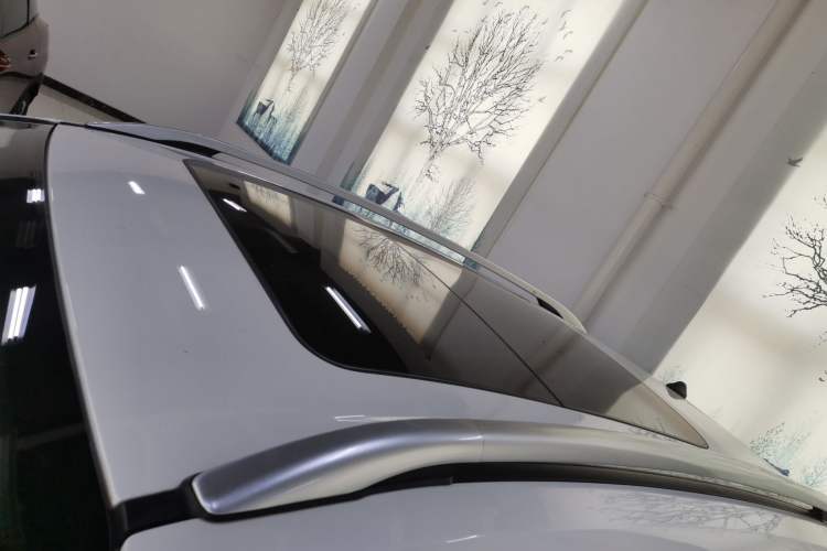 Used Ford Kuga 2018 EcoBoost 180 Two-Wheel-Drive Platinum Edition Roof