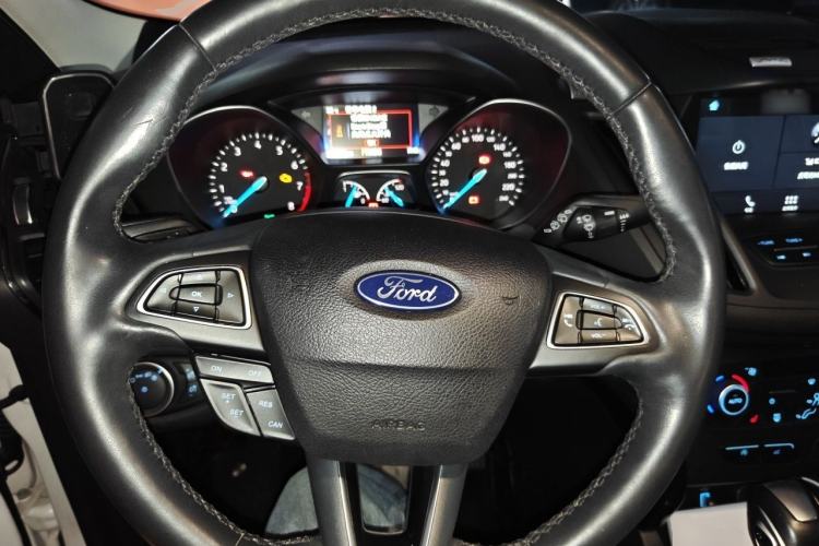 Used Ford Kuga 2018 EcoBoost 180 Two-Wheel-Drive Luxury Wing Edition Steering Wheel