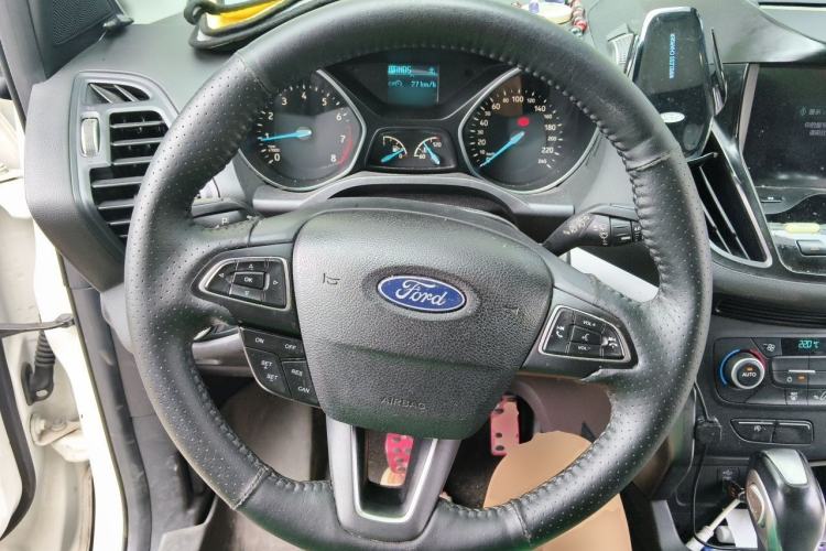 Used Ford Kuga 2018 EcoBoost 180 Two-Wheel-Drive Platinum Edition Steering Wheel