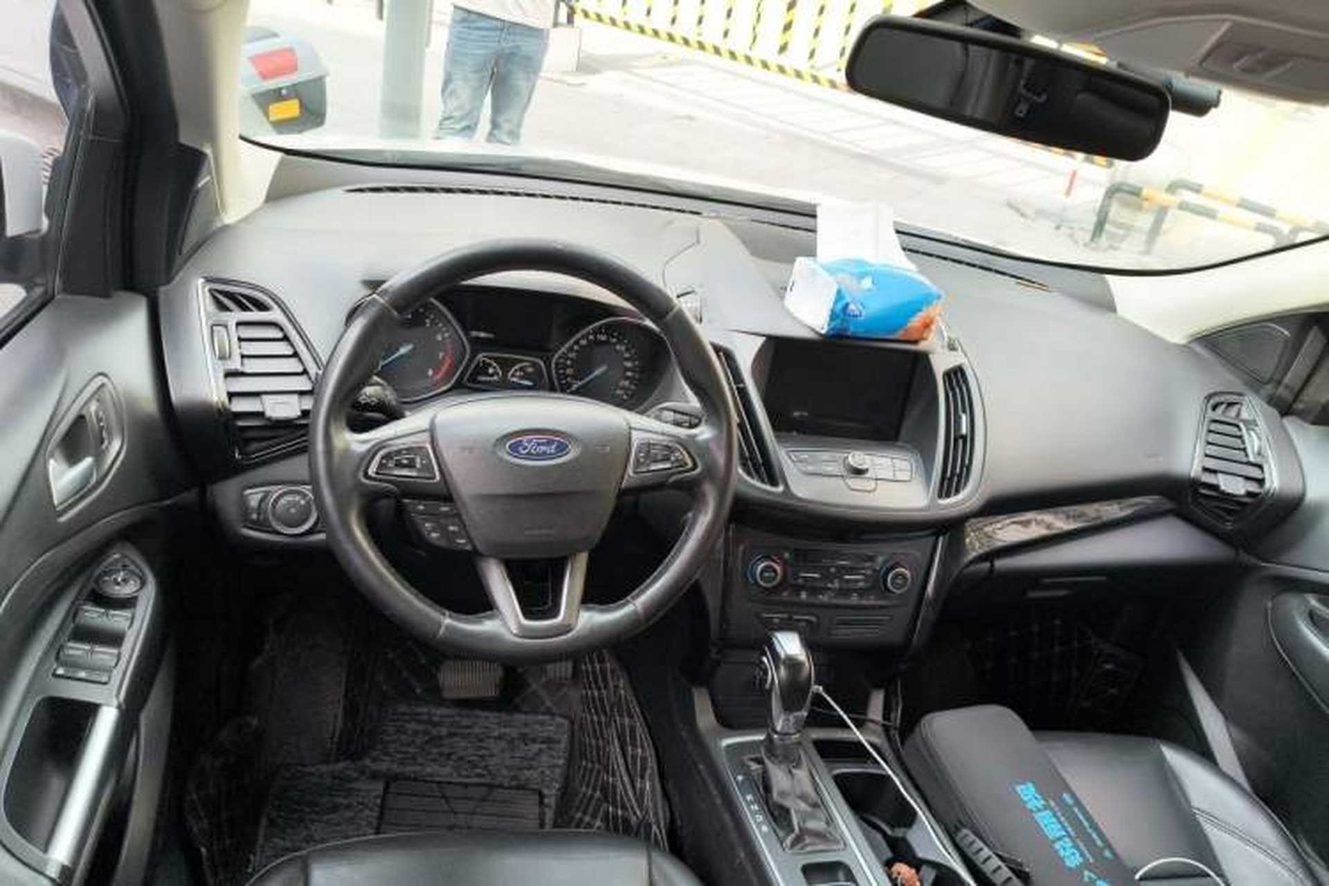 Used Ford Kuga 2018 EcoBoost 180 Two-Wheel-Drive Luxury Wing Edition Steering Wheel