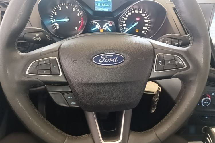 Used Ford Kuga 2018 EcoBoost 180 Two-Wheel-Drive Platinum Edition Steering Wheel