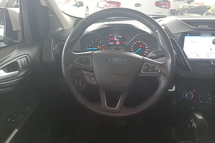 Used Ford Kuga 2018 EcoBoost 180 Two-Wheel-Drive Luxury Wing Edition Steering Wheel