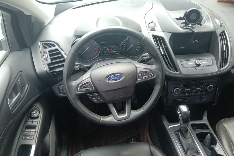 Used Ford Kuga 2018 EcoBoost 245 Four-Wheel Drive Luxury Wing Model Steering Wheel