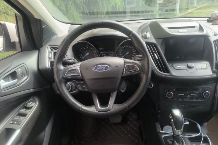 Used Ford Kuga 2018 EcoBoost 180 Two-Wheel-Drive Luxury Wing Edition Steering Wheel
