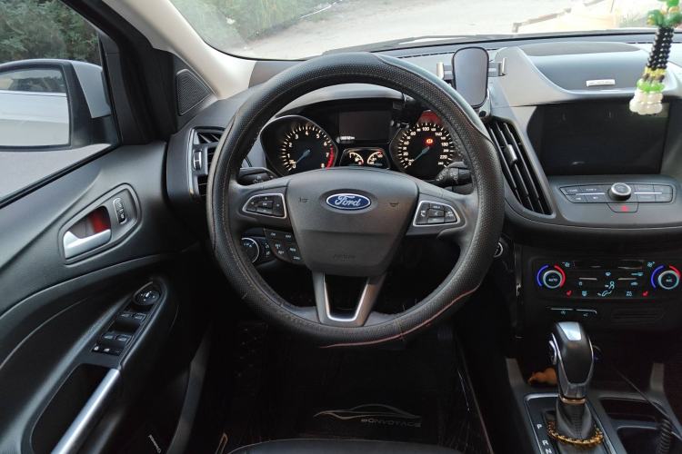 Used Ford Kuga 2018 Facelifted EcoBoost 180 Two-Wheel Drive Luxury Wing Edition Steering Wheel