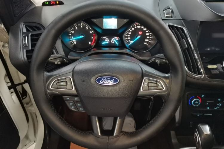 Used Ford Kuga 2018 EcoBoost 180 Two-Wheel-Drive Platinum Edition Steering Wheel