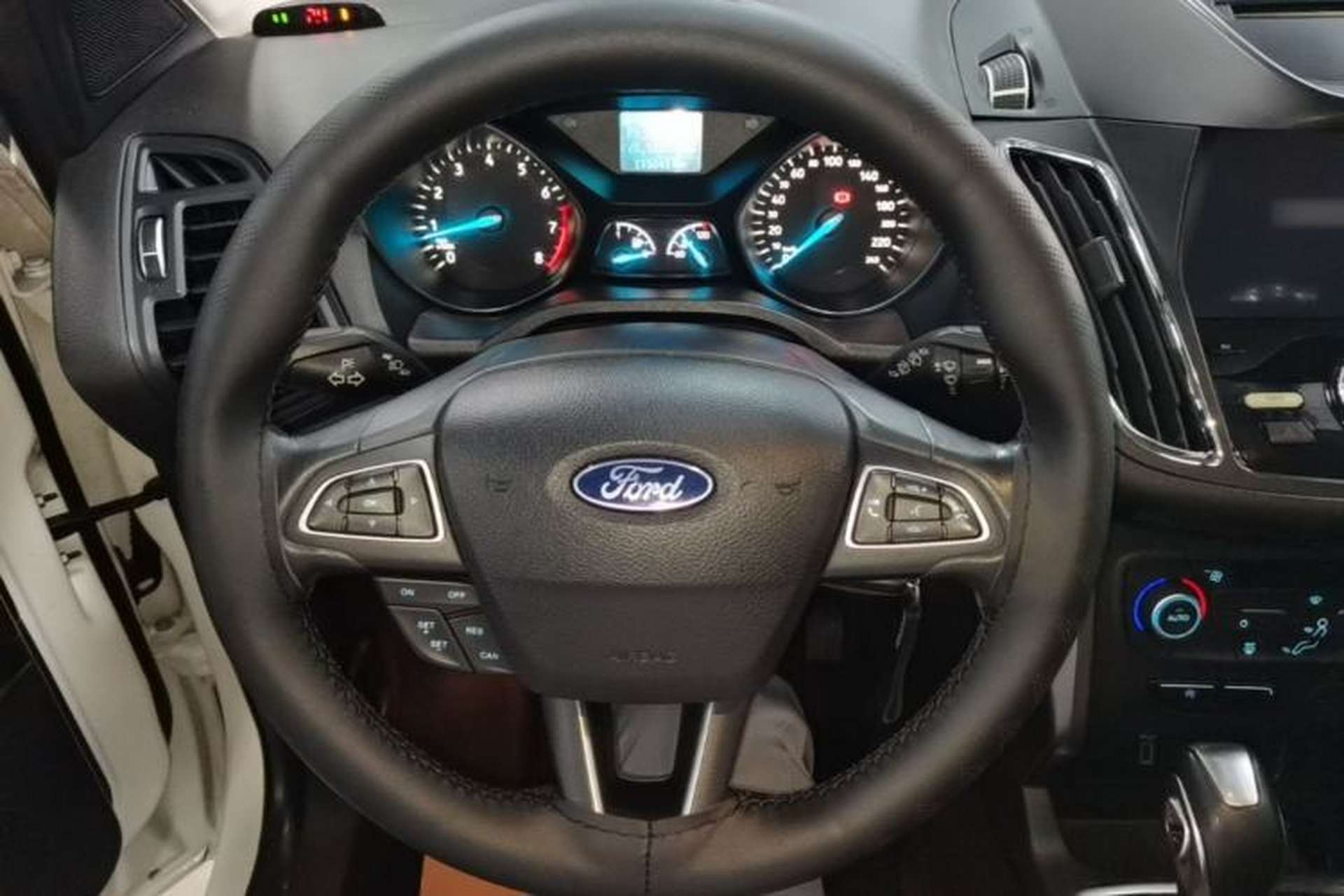 Used Ford Kuga 2018 EcoBoost 180 Two-Wheel-Drive Platinum Edition Steering Wheel