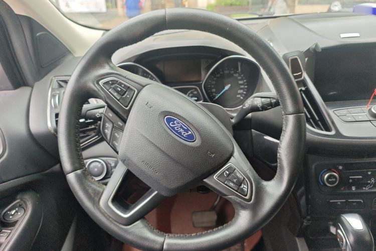 Used Ford Kuga 2018 EcoBoost 180 Two-Wheel-Drive Luxury Wing Edition Steering Wheel