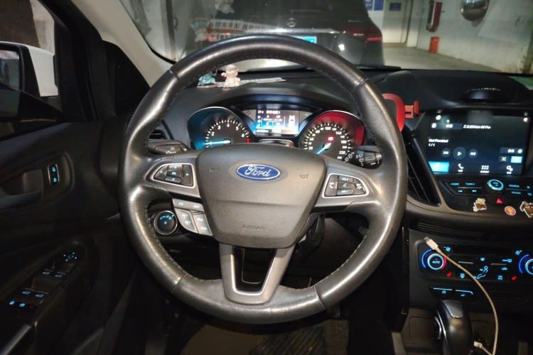 Used Ford Kuga 2018 Facelifted EcoBoost 180 Two-Wheel Drive Luxury Wing Edition Steering Wheel