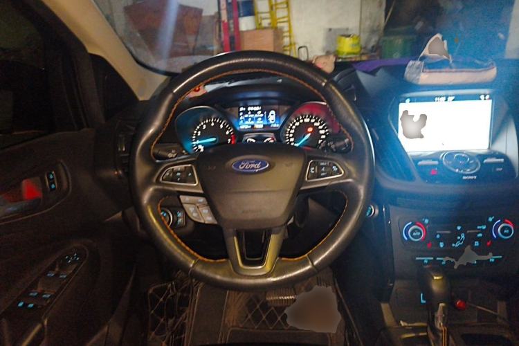 Used Ford Kuga 2018 EcoBoost 245 All-Wheel-Drive Sport Model Steering Wheel