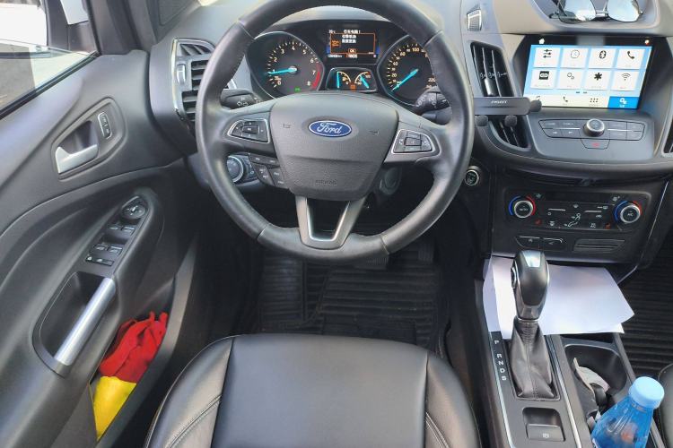 Used Ford Kuga 2018 EcoBoost 180 Two-Wheel-Drive Luxury Wing Edition Steering Wheel