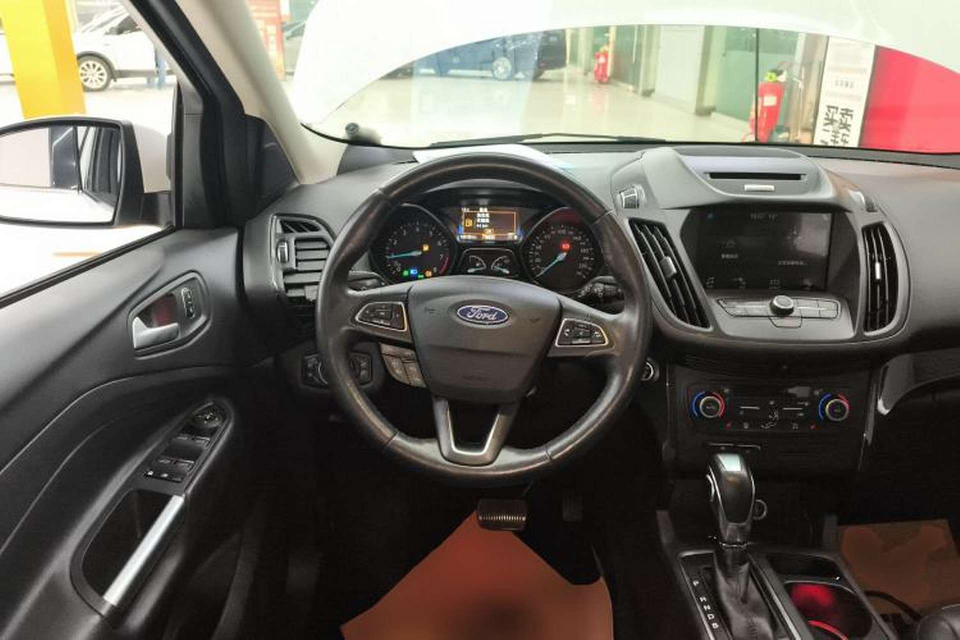 Used Ford Kuga 2018 EcoBoost 245 Four-Wheel Drive Luxury Wing Model Steering Wheel