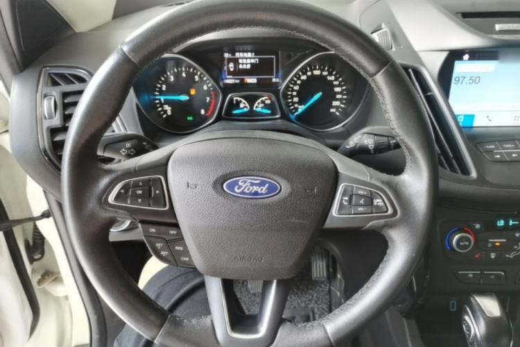 Used Ford Kuga 2018 EcoBoost 180 Two-Wheel-Drive Luxury Wing Edition Steering Wheel