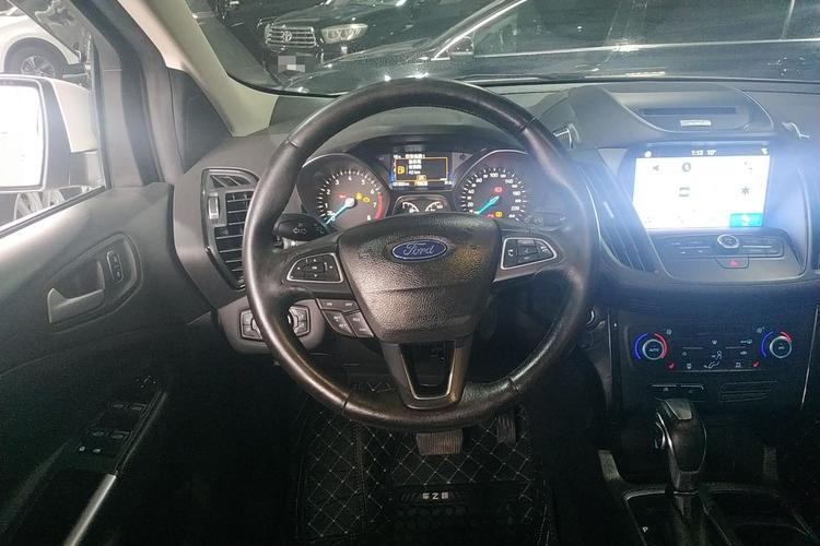 Used Ford Kuga 2018 EcoBoost 180 Four-Wheel Drive Luxury Wing Model Steering Wheel