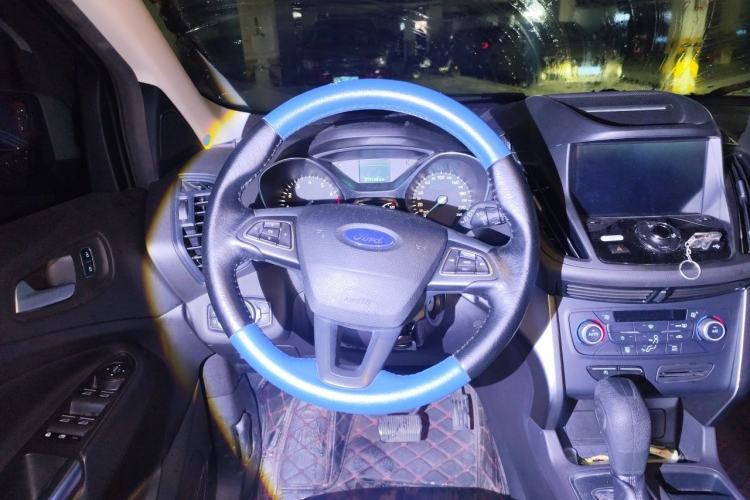 Used Ford Kuga 2018 EcoBoost 180 Two-Wheel-Drive Elite Trim Steering Wheel
