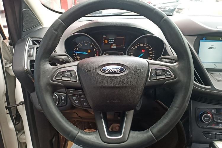 Used Ford Kuga 2018 Facelifted EcoBoost 180 Two-Wheel Drive Luxury Wing Edition Steering Wheel