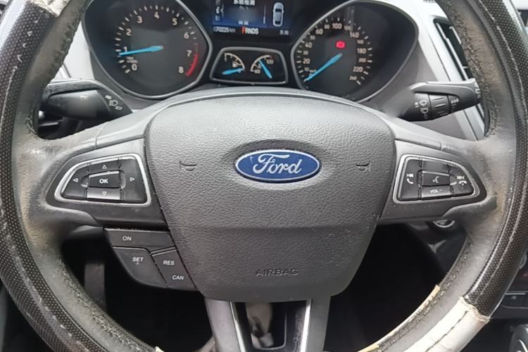 Used Ford Kuga 2018 EcoBoost 180 Two-Wheel-Drive Luxury Wing Edition Steering Wheel
